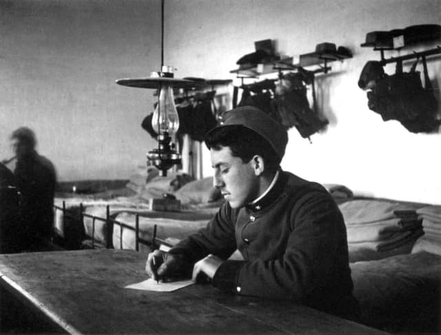 مدفنِ کلمات