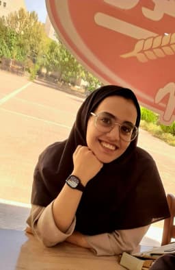 فاطمه حسینی